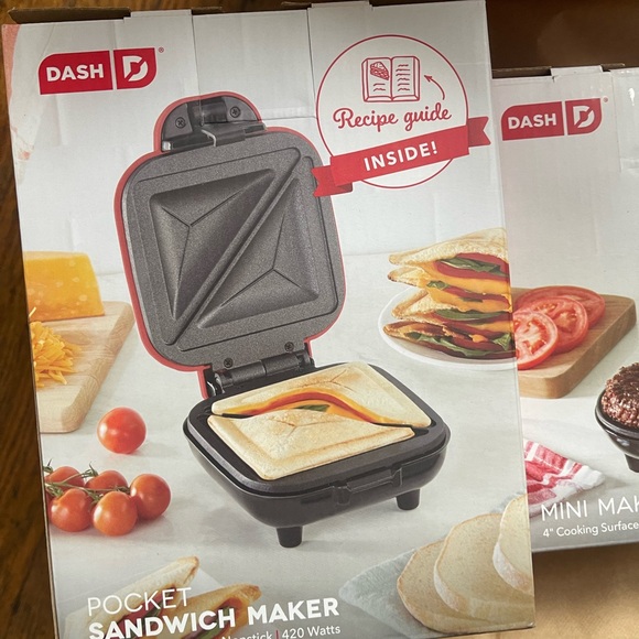 Dash Mini Maker Grill & Pocket Sandwich Maker - Picture 2 of 3